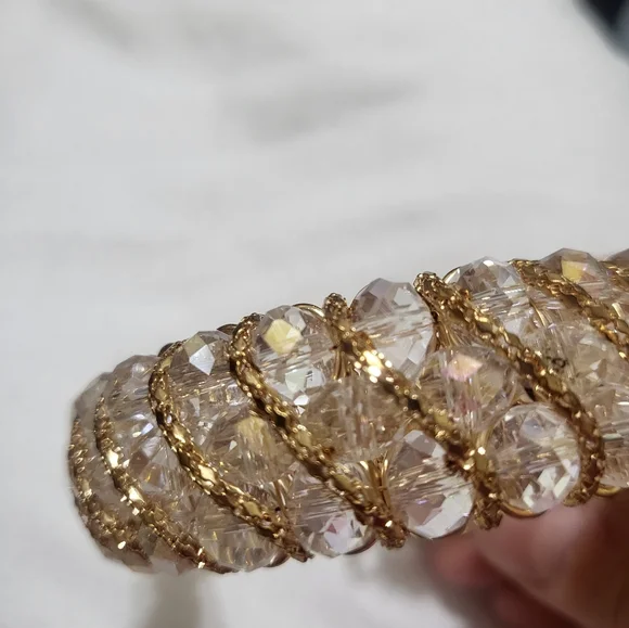 Gold color breaded  brand new bracelet - Picture 5 of 7